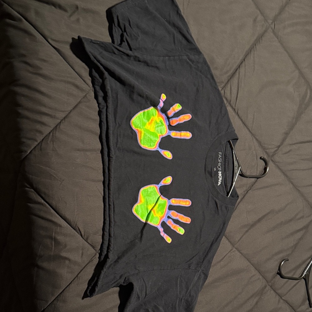 Thermal hands crop top